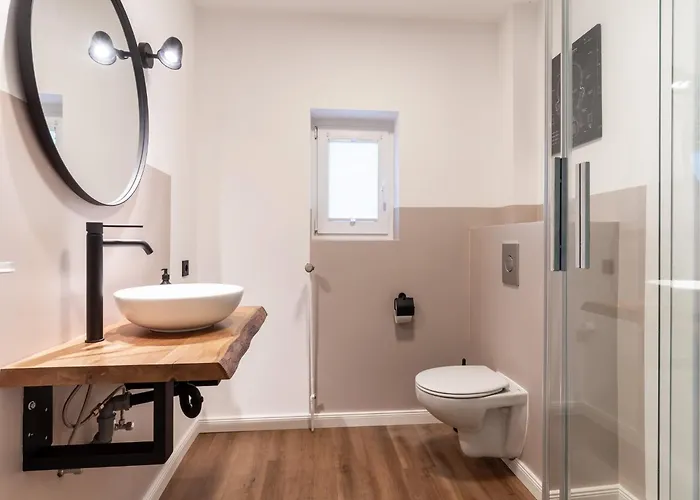 Doppelhaushaelfte In Casa de Férias *